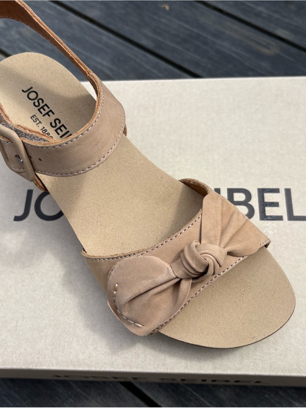 Josef Seibel Women's Beige Knot Front Sandal